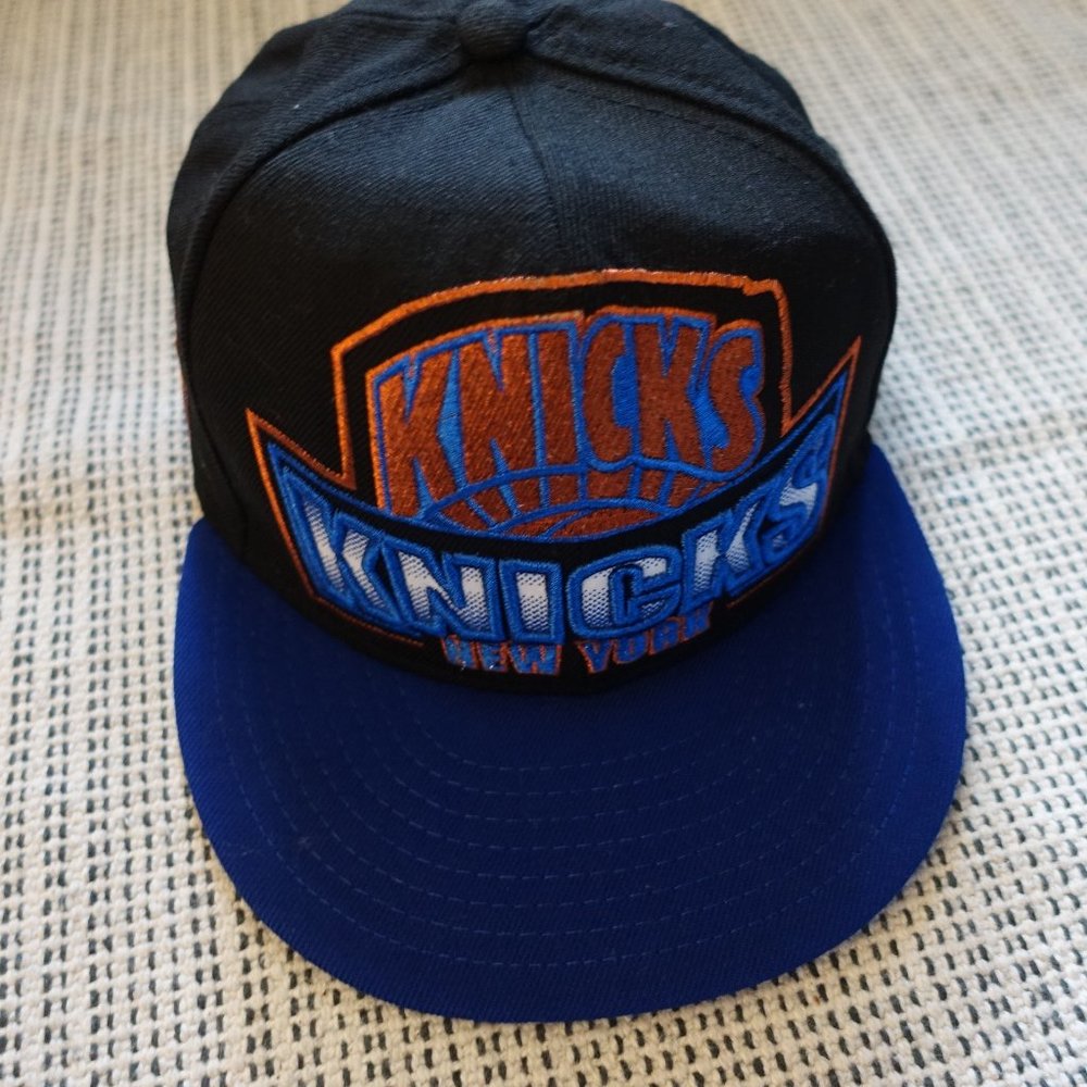 New York Knicks New Era 9Fifty Glitter Blue Black Snapback Hardwood classics